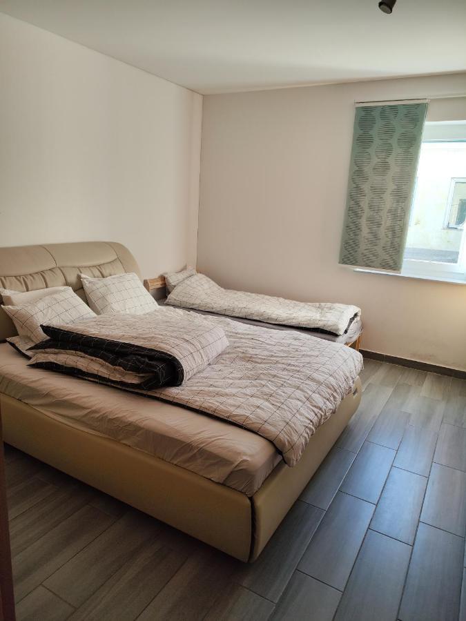 Erdgeschoss Wohnung Nahe Flughafen Viyana Dış mekan fotoğraf